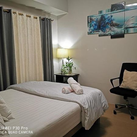 Staycation Condotel @150Newport Pasay City Manila Esterno foto