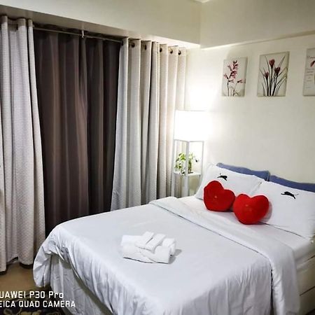Staycation Condotel @150Newport Pasay City Manila Esterno foto
