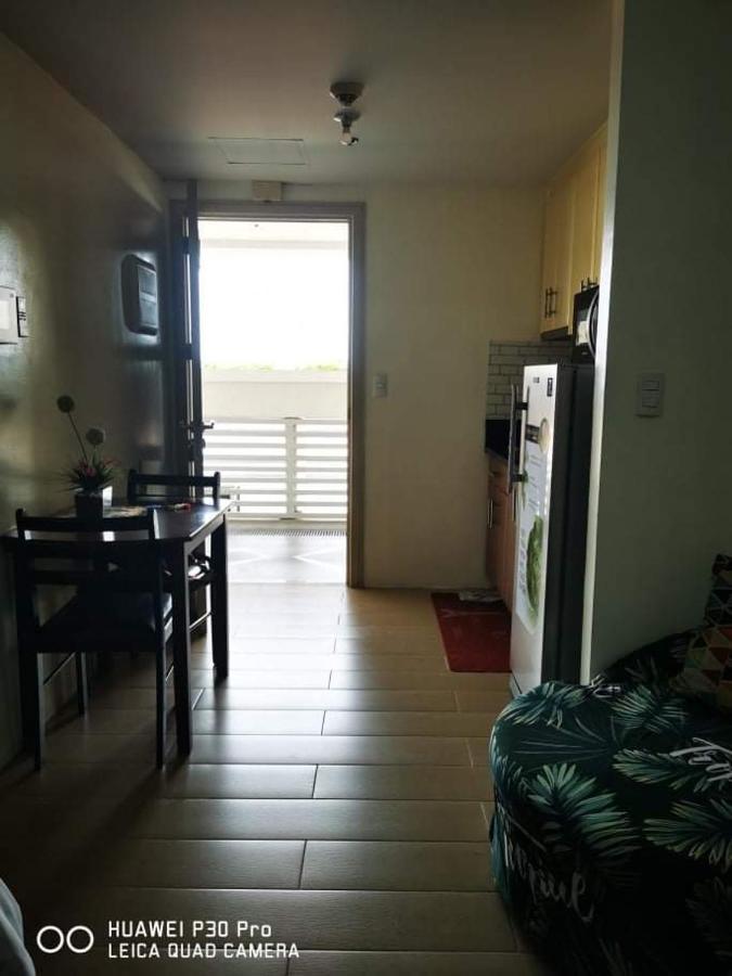 Staycation Condotel @150Newport Pasay City Manila Esterno foto
