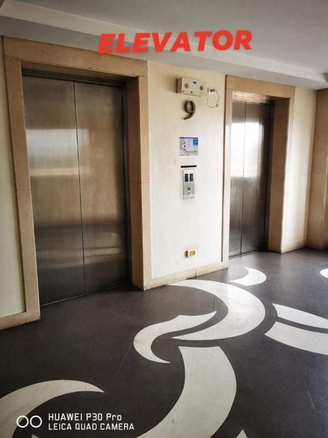 Staycation Condotel @150Newport Pasay City Manila Esterno foto