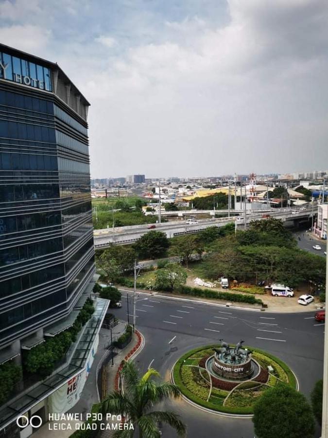 Staycation Condotel @150Newport Pasay City Manila Esterno foto